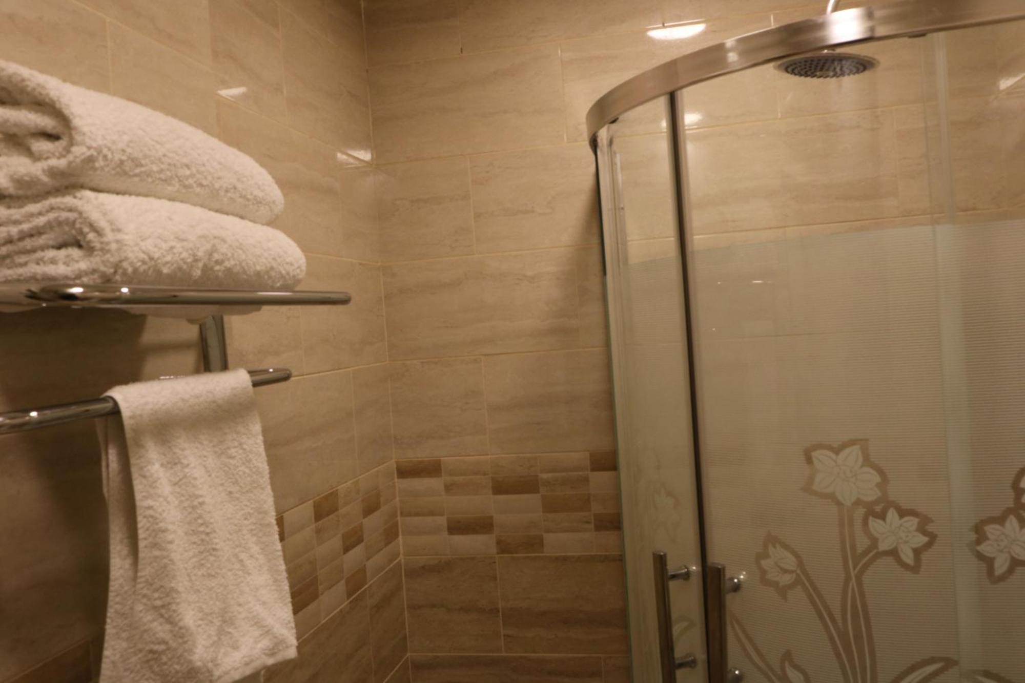 Al Riyati Hotel Apartments Akaba Szoba fotó